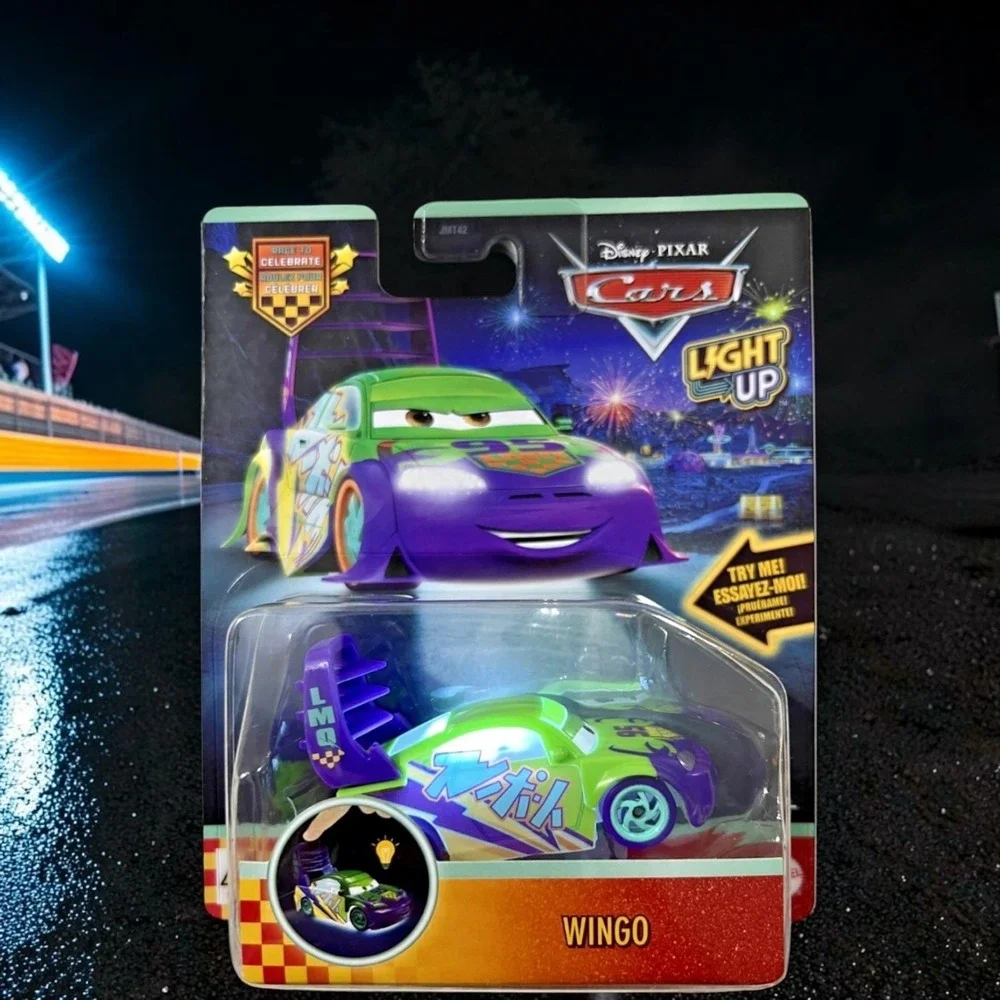 2026 DISNEY PIXAR CARS LIGHT UP RACE TO CELEBRATE SET OF 6 **NEW RELEASES**